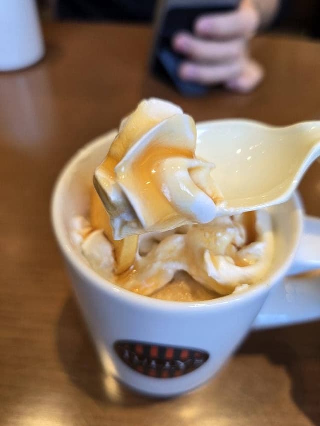 タリーズコーヒー with U みのおキューズモール店 - サブ画像1
