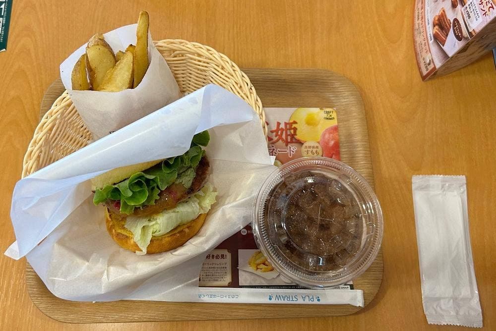 フレッシュネスバーガー 郡山南店