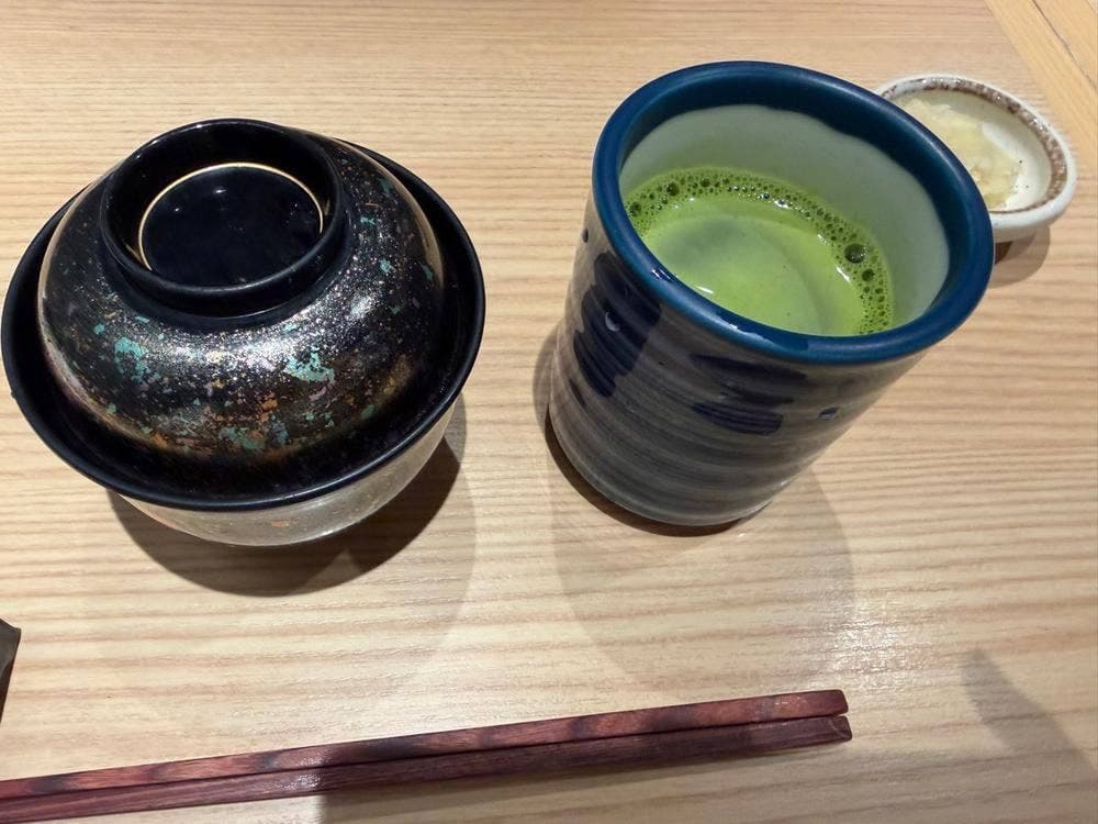 鮨やすぞう。