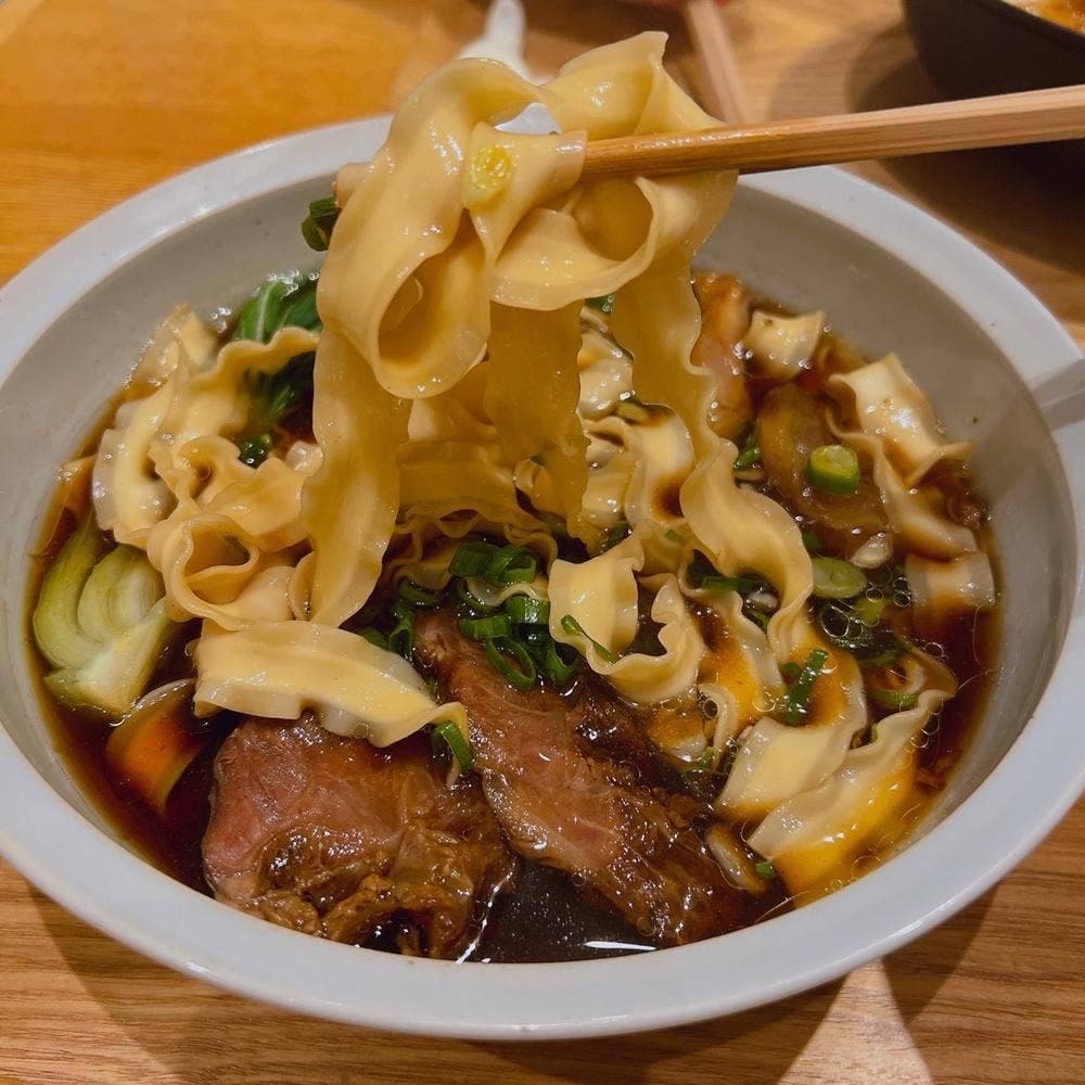 台湾料理HIKARI