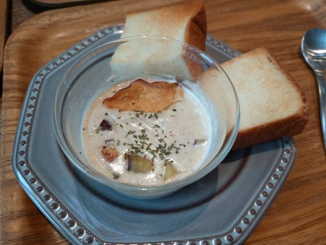 TAGLINE - サブ画像2