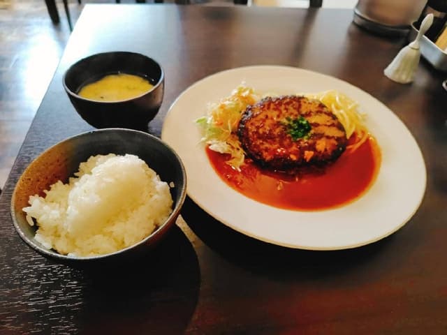 洋食ツバキ亭 - サブ画像2