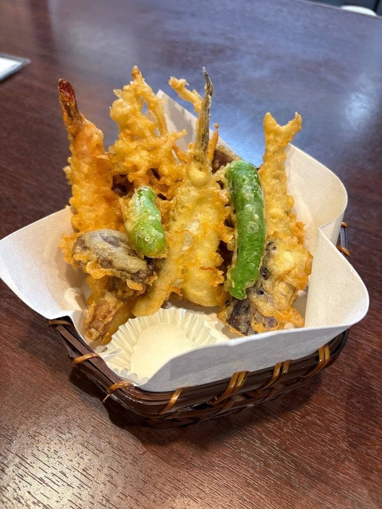 天麩羅割烹 絹糸あだち