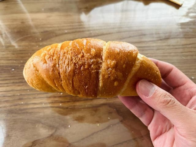 塩パン屋 パン･メゾン 新宿店 - サブ画像1