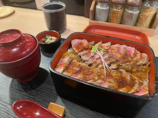 肉重 ロマン亭 阪急三番街店 - サブ画像2