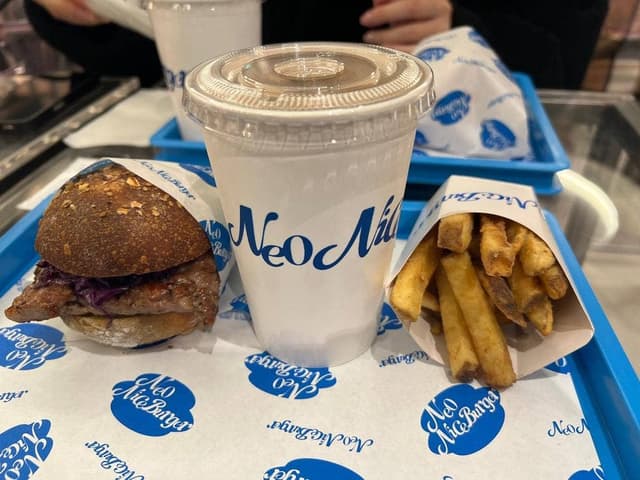 Neo Nice Burger 渋谷宮益坂 - サブ画像2
