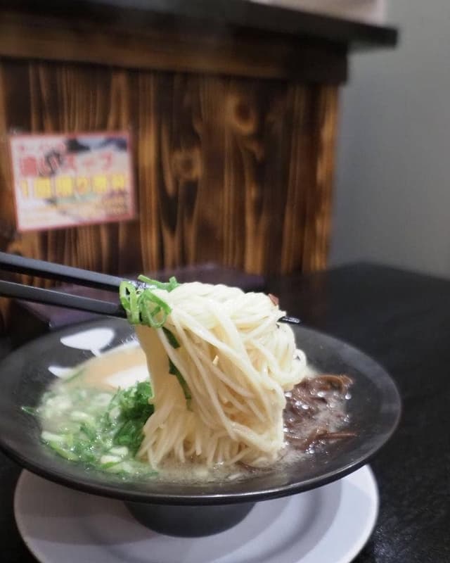 とんこつらーめん 雷蔵 渡辺通店 - サブ画像2
