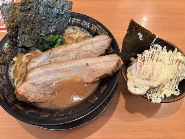 濃厚醤油豚骨ラーメン 馬力屋 明野店 - サブ画像2