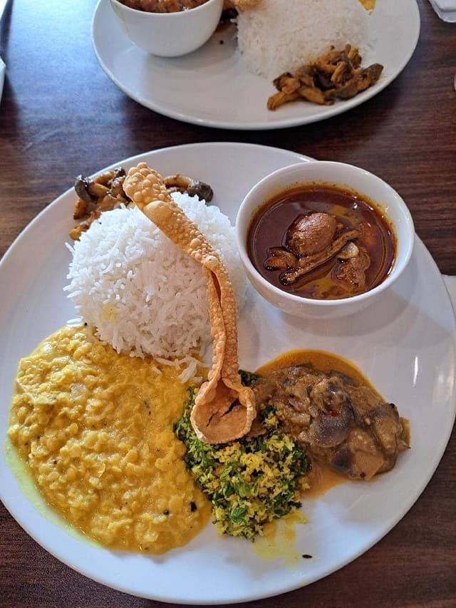 Apsara Restaurant & Bar - サブ画像1