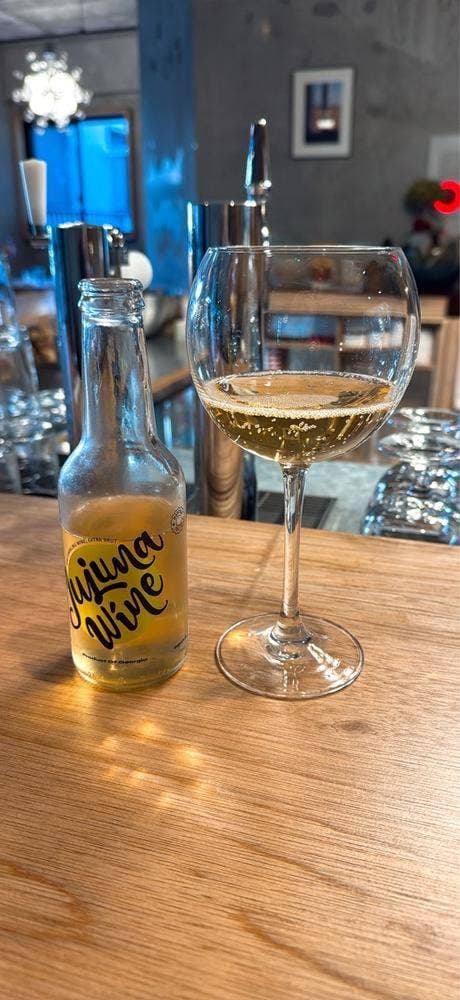 AJIKA Georgian Bistro and Wine Bar - サブ画像2