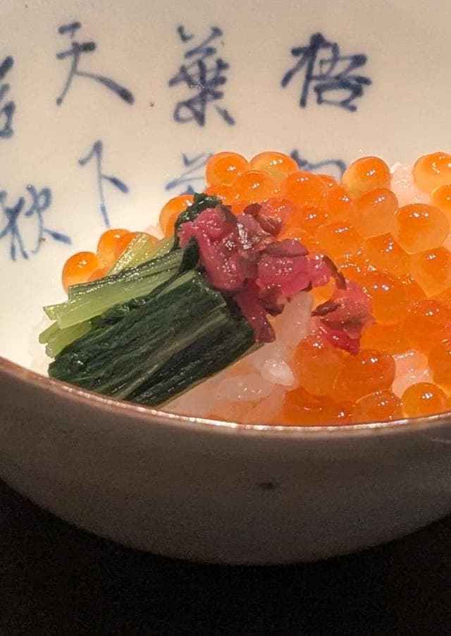 青山 有希 - サブ画像1