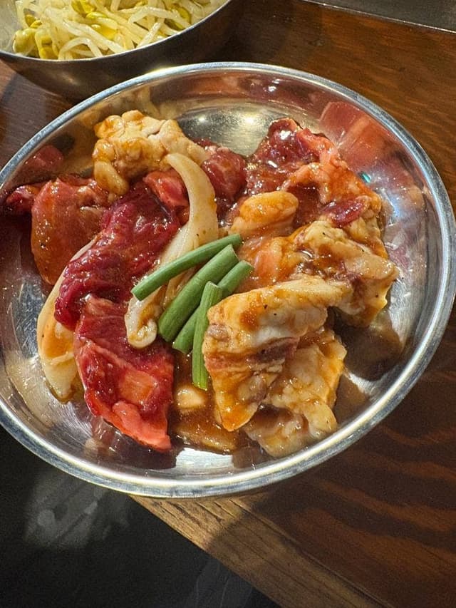 野毛ホルモンセンター - サブ画像1