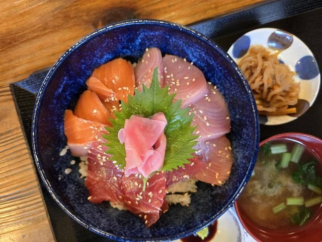 内山屋田町店 - サブ画像2