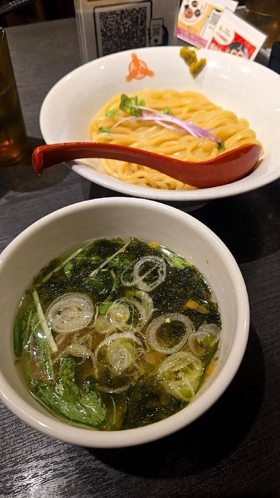 三田製麺所 新宿東口店 - サブ画像1