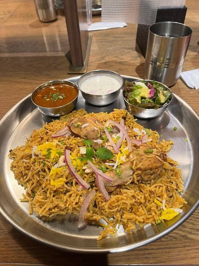 エリックサウス KITTE名古屋店 - サブ画像2