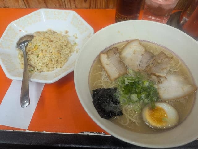 名代ラーメン亭 博多駅地下街店 - サブ画像3