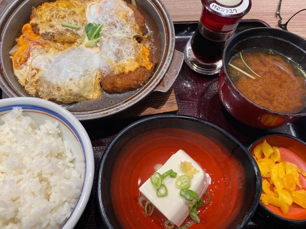 丼丼亭 三宮サンシティ店