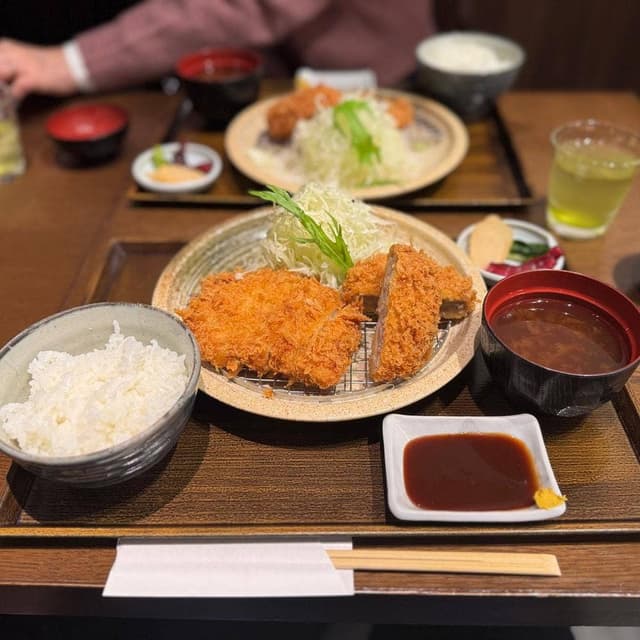 とんかつ 伊とう グランツリー武蔵小杉店 - サブ画像3