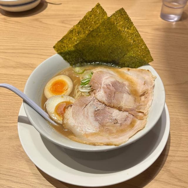 金澤醤油豚骨8番らーめん 姫路市川橋通店 - サブ画像2