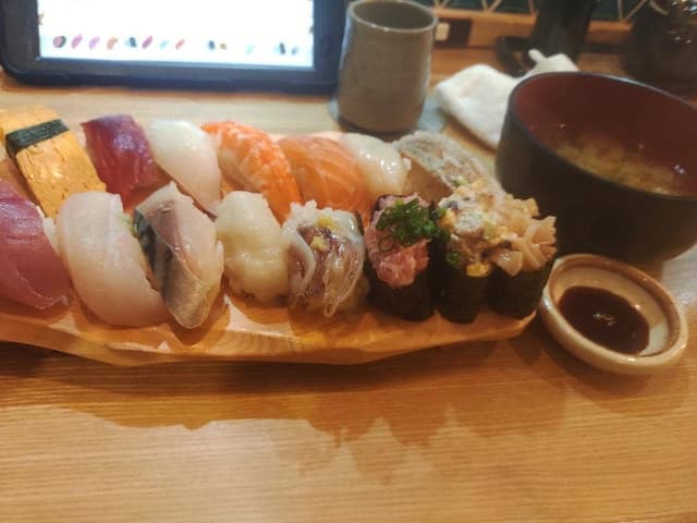 寿司と海鮮料理 北陸がっぱ - サブ画像1