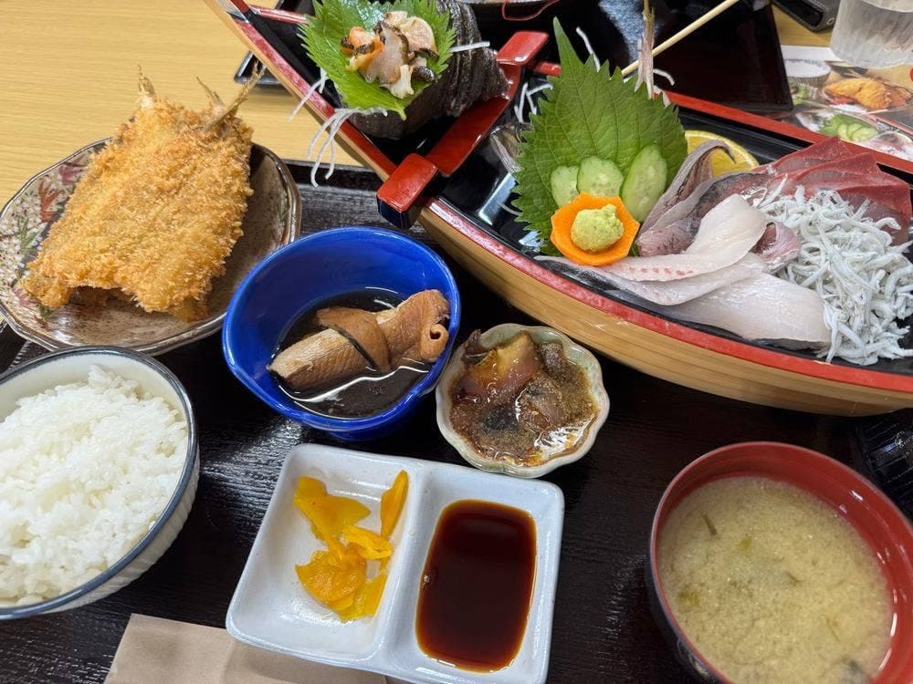 市場食堂 日保丸