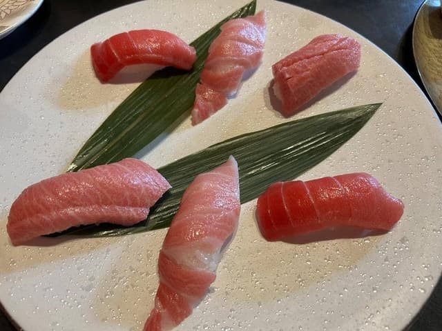 にぎり塚本鮮魚店 - サブ画像1