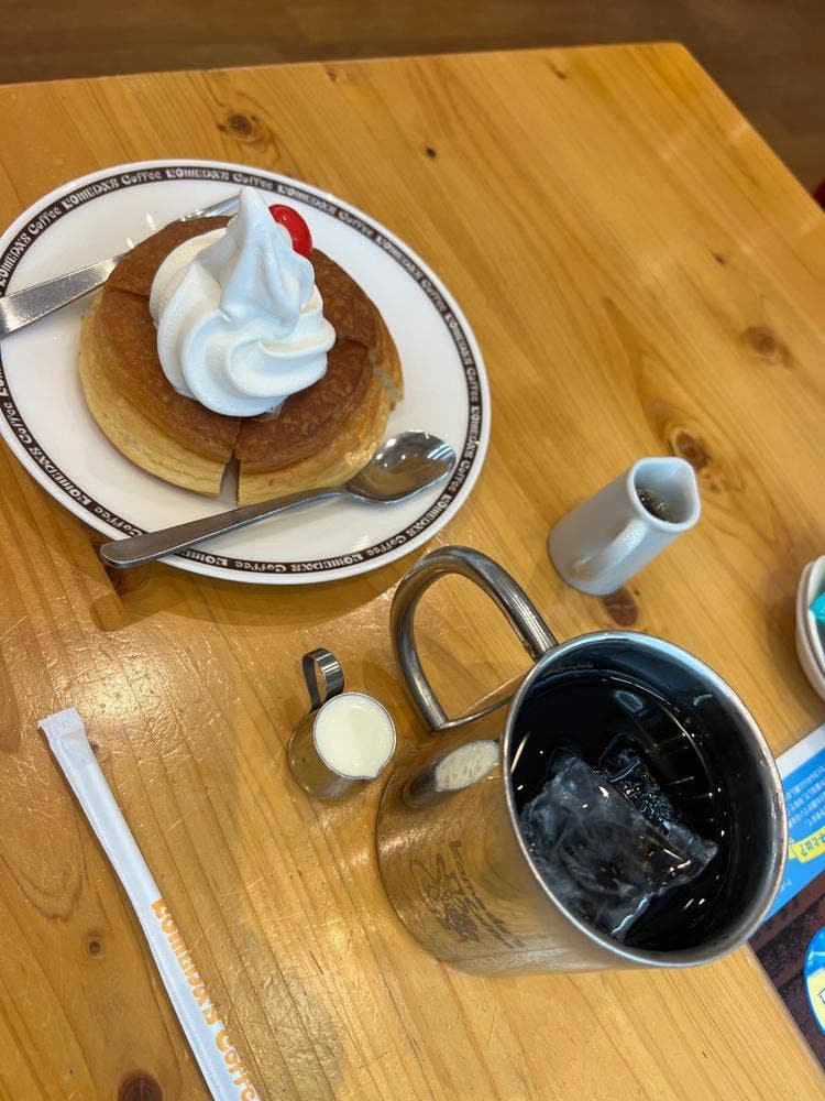 コメダ珈琲店 サンリブわさだ店