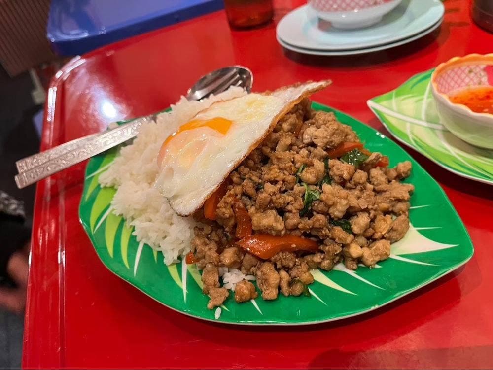 タイ・ベトナム屋台 YUMMY TOMMY