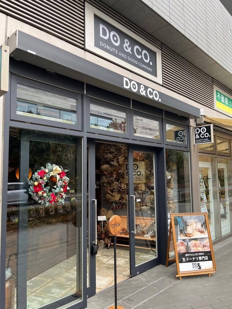 DO & CO