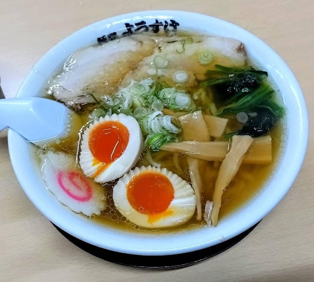 麺屋 ようすけ 本店