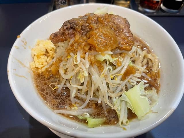 ラーメン豚に恋してる 歌舞伎町店 - サブ画像3