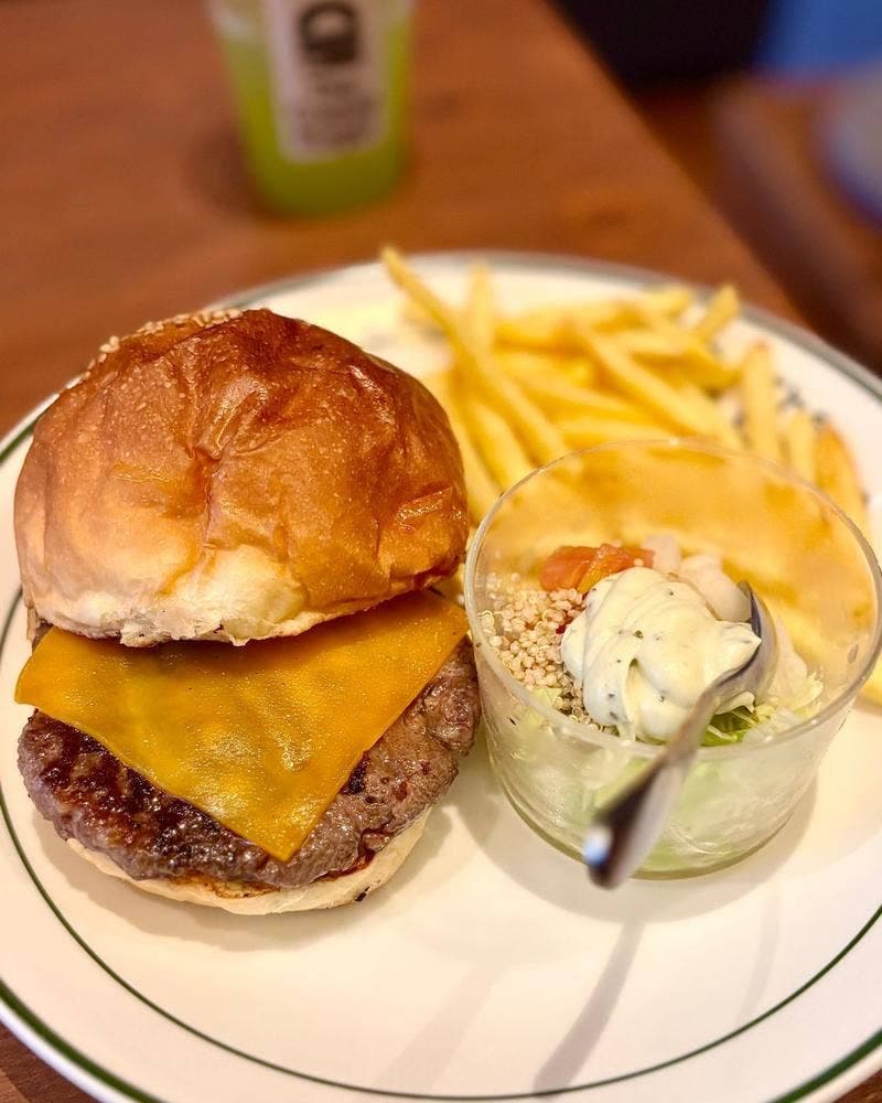 The Caaap Burger