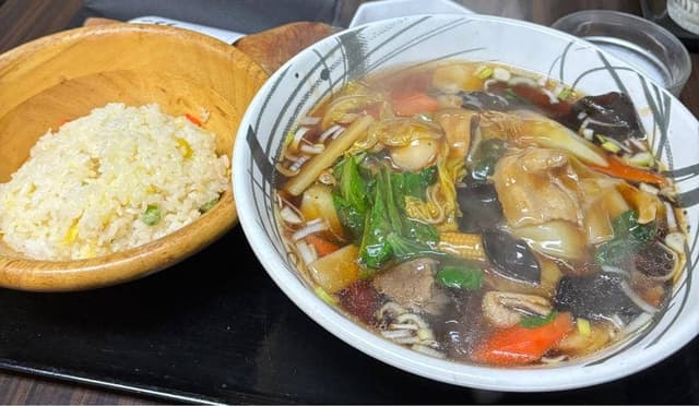 餃子酒場 小星星 八丁堀店 - サブ画像1