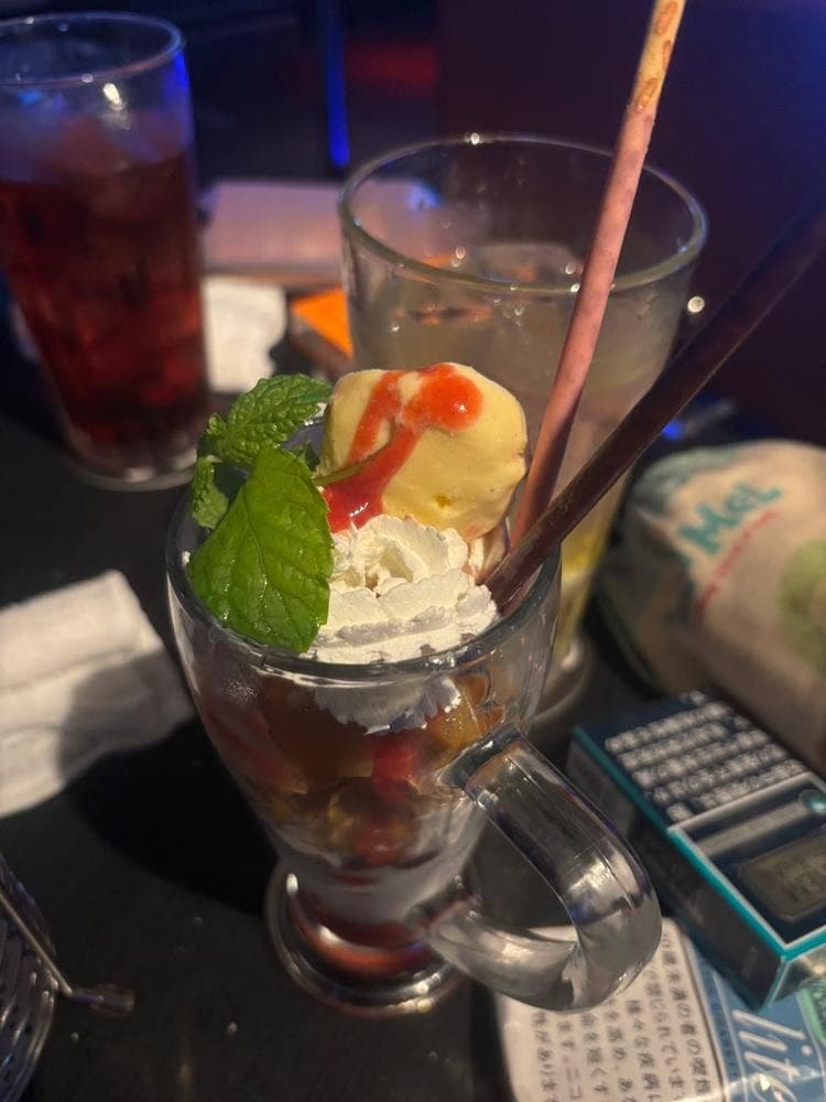 ダイニングダーツバーBee 渋谷店