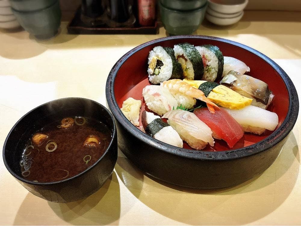 すし工房すし吉