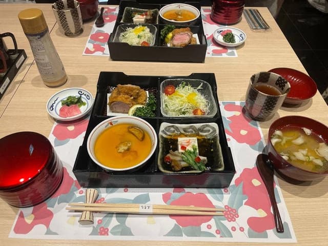 京都南座 なだ万 とんかつ - サブ画像2