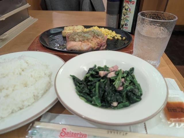 サイゼリヤ 北赤羽駅前店 - サブ画像1