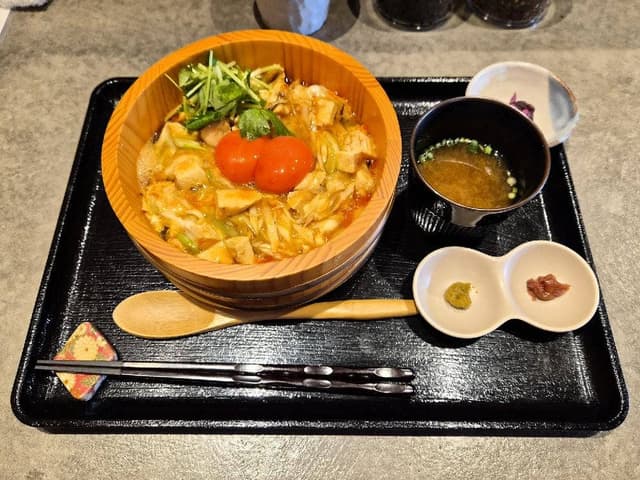 元祖 高岡親子丼 おやこ愛す - サブ画像1