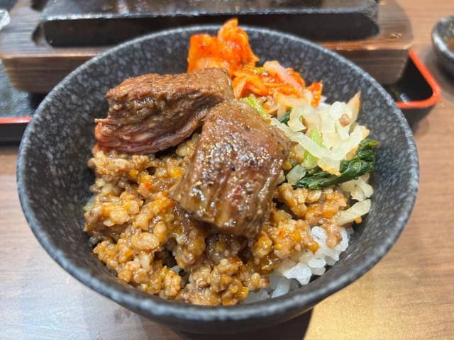 感動の肉と米 名駅西店 - サブ画像1