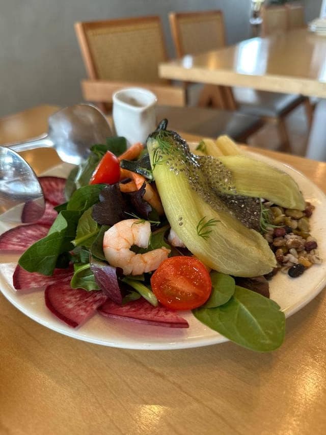 Windera Cafe 鵠沼海岸店 - サブ画像1
