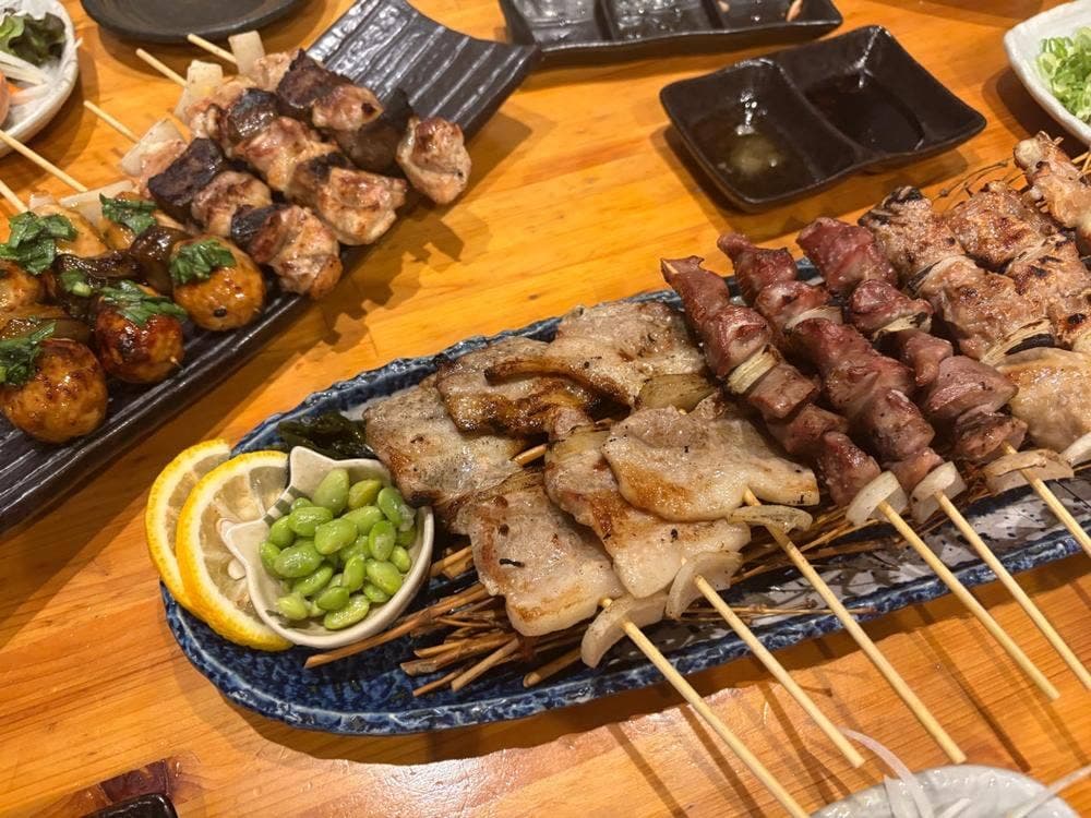 ヤタイキング直系 炭火串焼 とり久