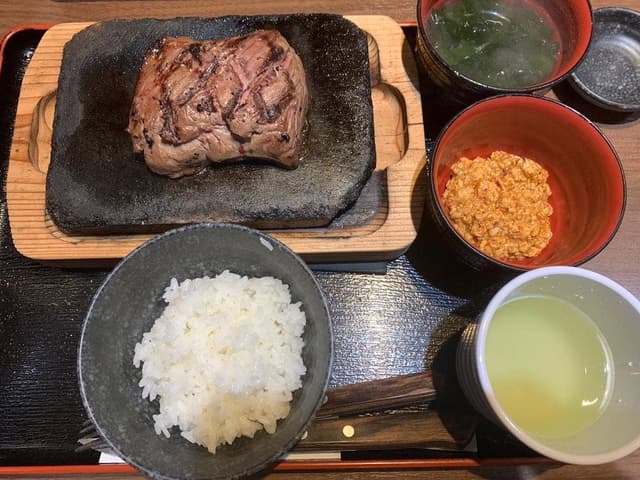 感動の肉と米 長久手店 - サブ画像1