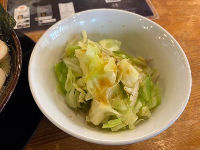 横浜家系ラーメン吉岡家 鳥取店 - サブ画像1