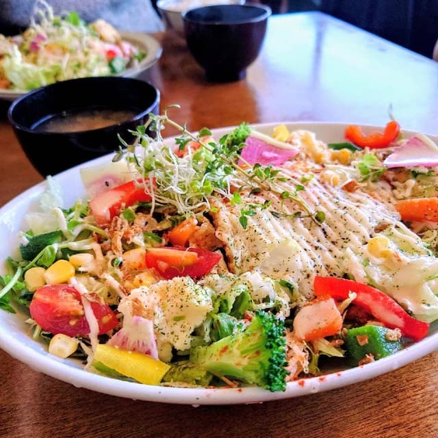 食堂とカフェ pinnata - サブ画像1