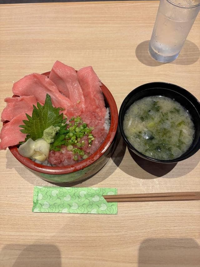 町鮨とろたく 上大岡店 - サブ画像1