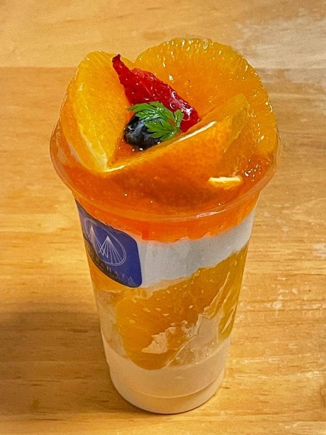 フルーツむらはた パフェカー零号店 - サブ画像1
