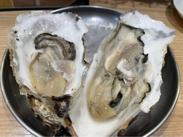 牡蠣とワイン立喰い すしまる - サブ画像1