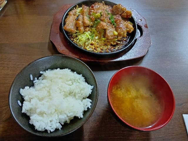 とんテキ 豚屋食堂 - サブ画像2