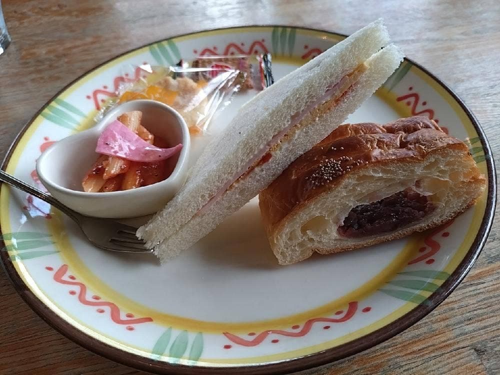 レイクカフェ