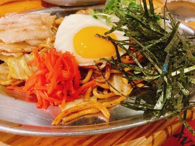 野毛焼きそばセンター まるき 野毛本店 - サブ画像1